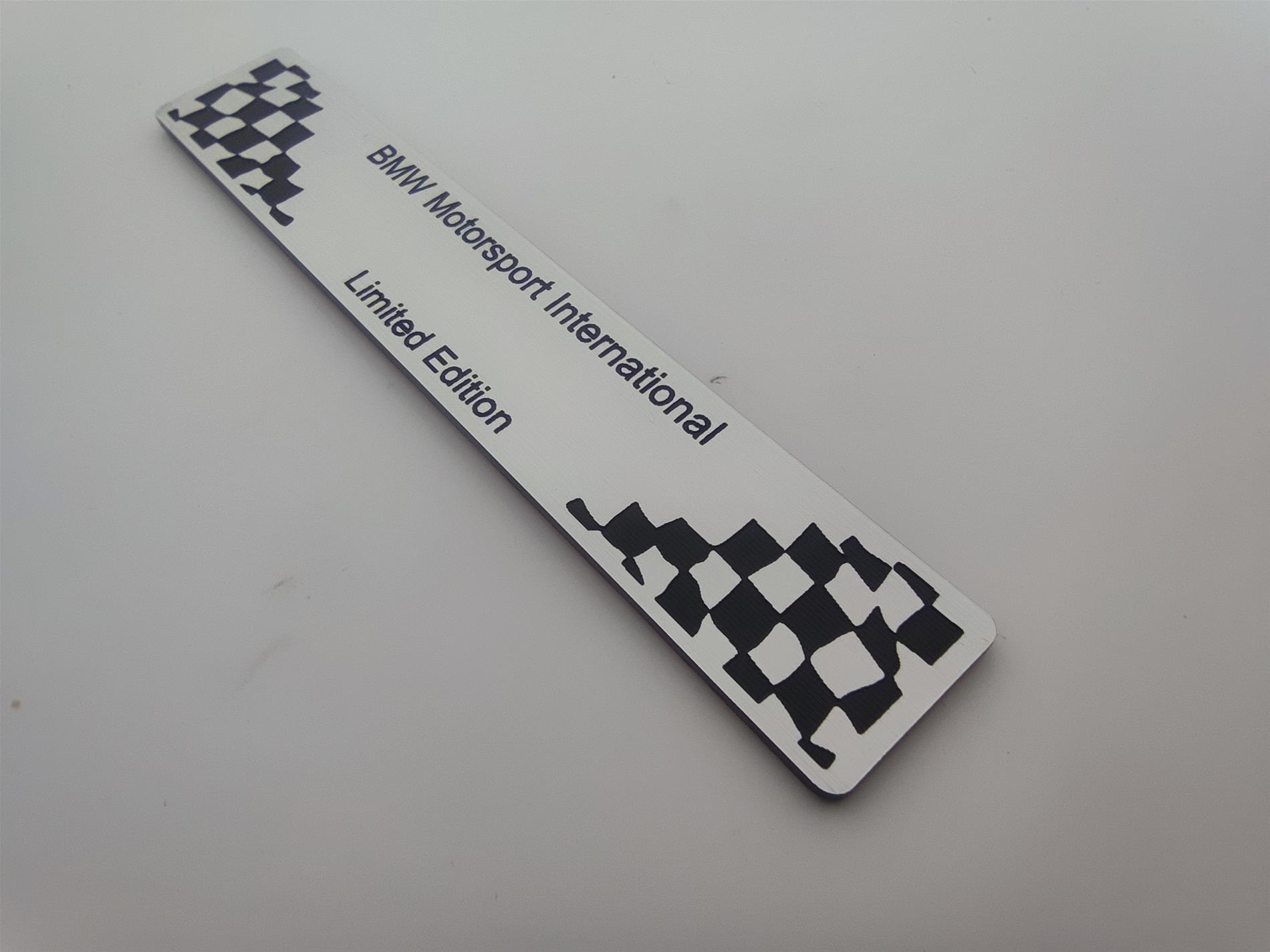 BMW E36 göğüslük üzeri için  etiket