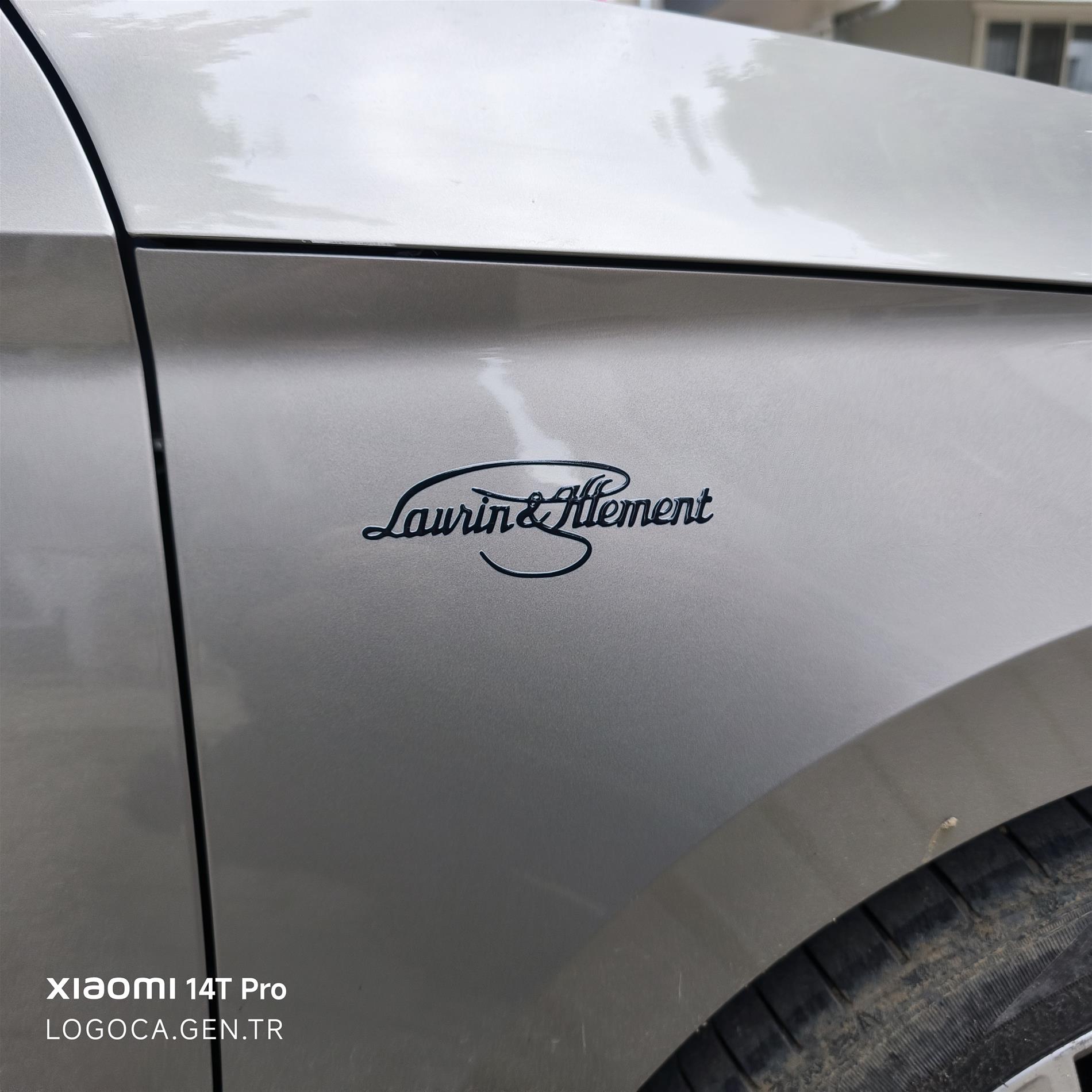 2 adet Skoda Laurin klement Renkli Çıkartma Siyah - Resim 3