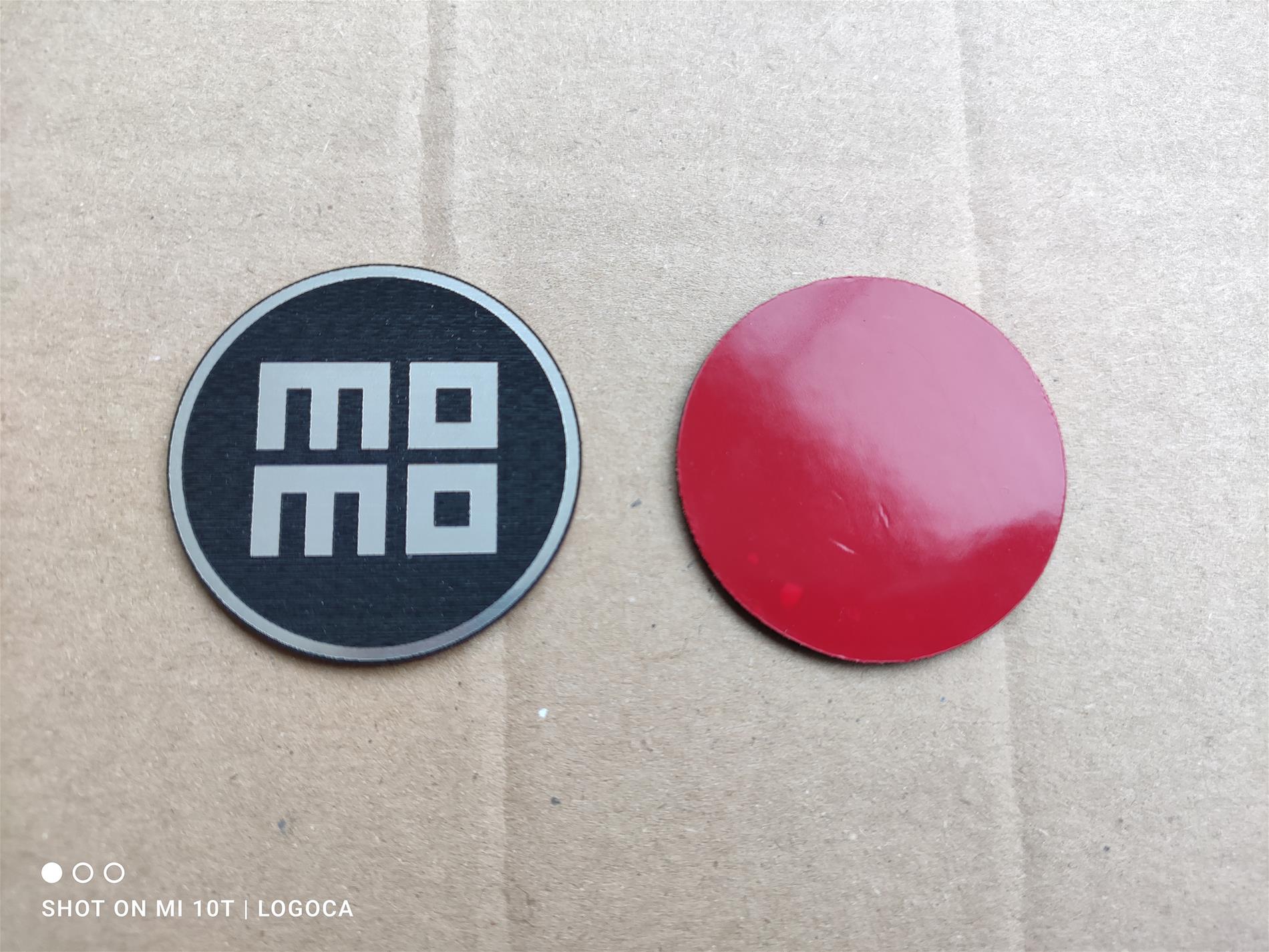 1 Adet Momo Yapıştırma jant göbeği - Resim 2