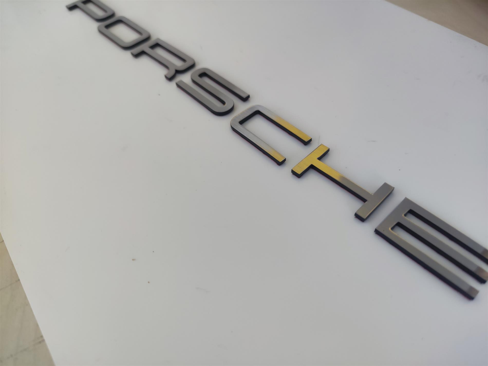 Porsche bagaj yazısı - Resim 3