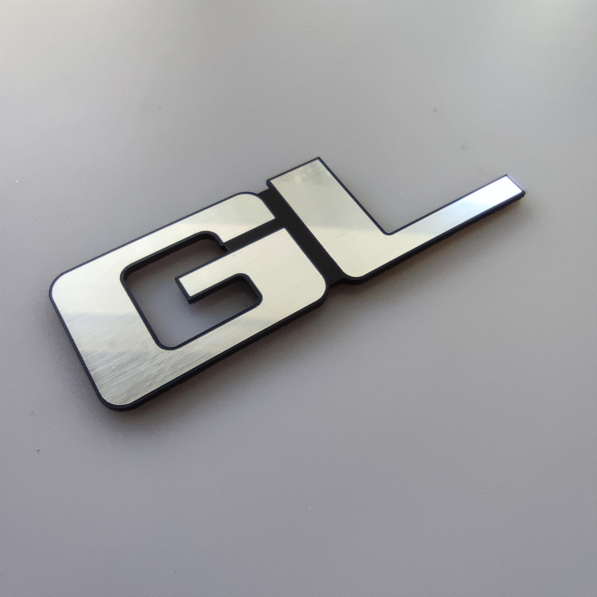 Ford Taunus GL Kaporda Yazısı - Resim 4