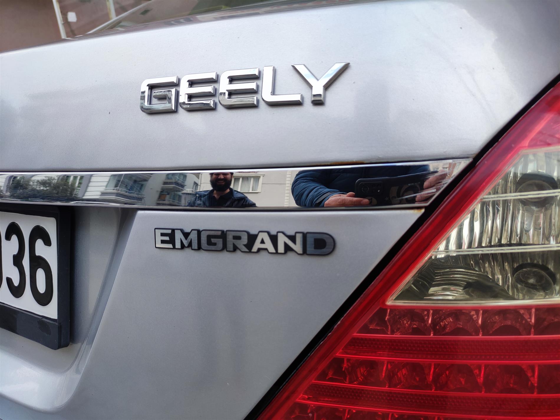 Geely Emgrand logo badge - Resim 5