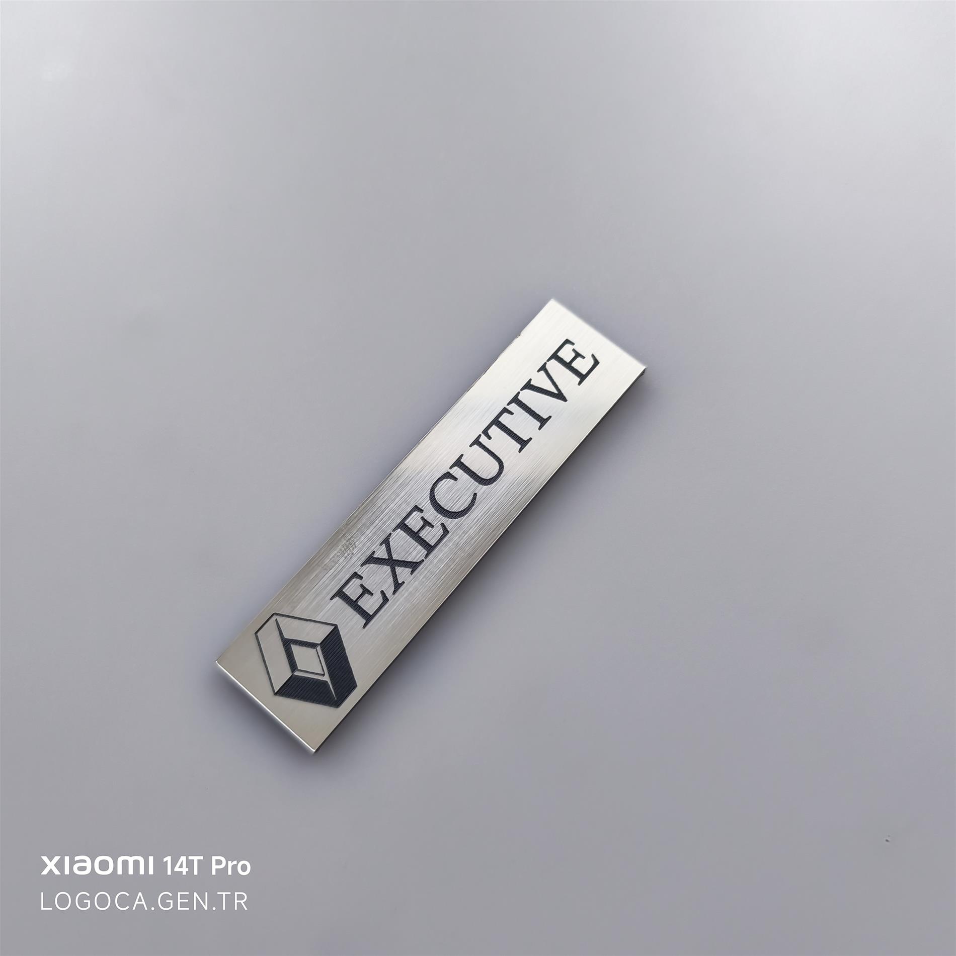 Renault  logolu Executive etiket 8x2cm -2 adet - Resim 3