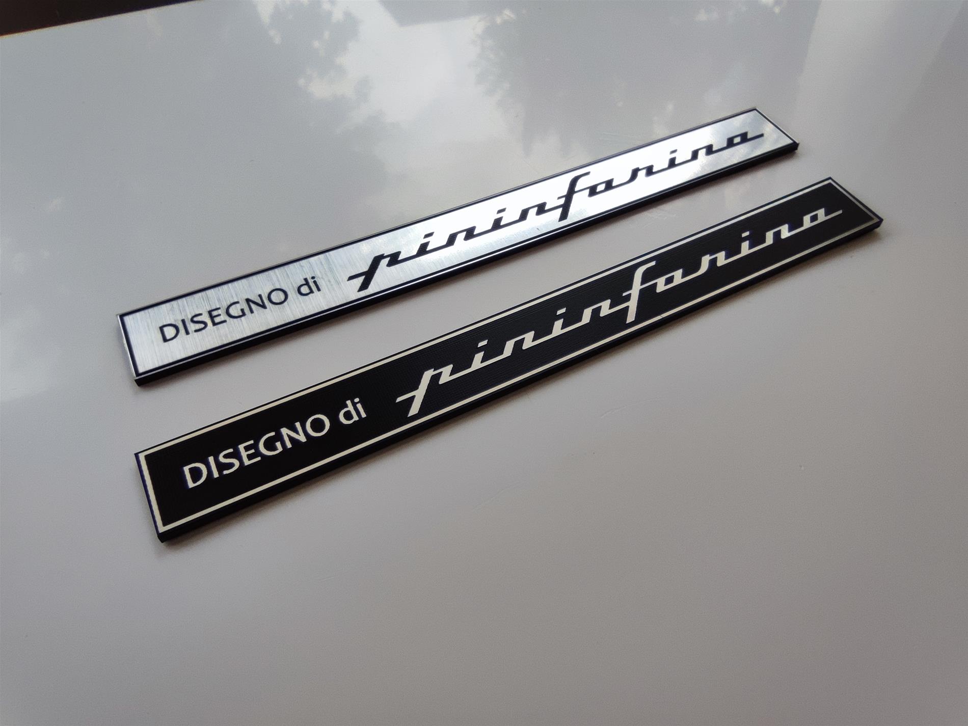 2li takım Disegno di Pininfarina plaket etiket gümüş veya siyah 2 renk seçenekli