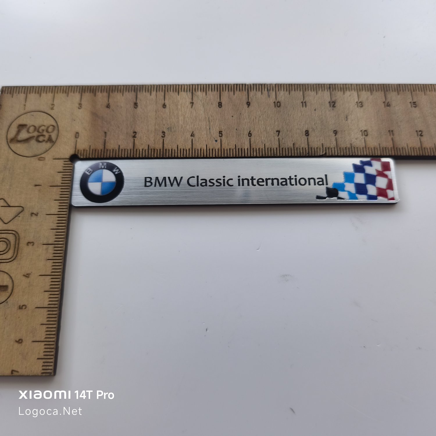BMW classic international bayraklı renkli plastik etiket - Resim 3