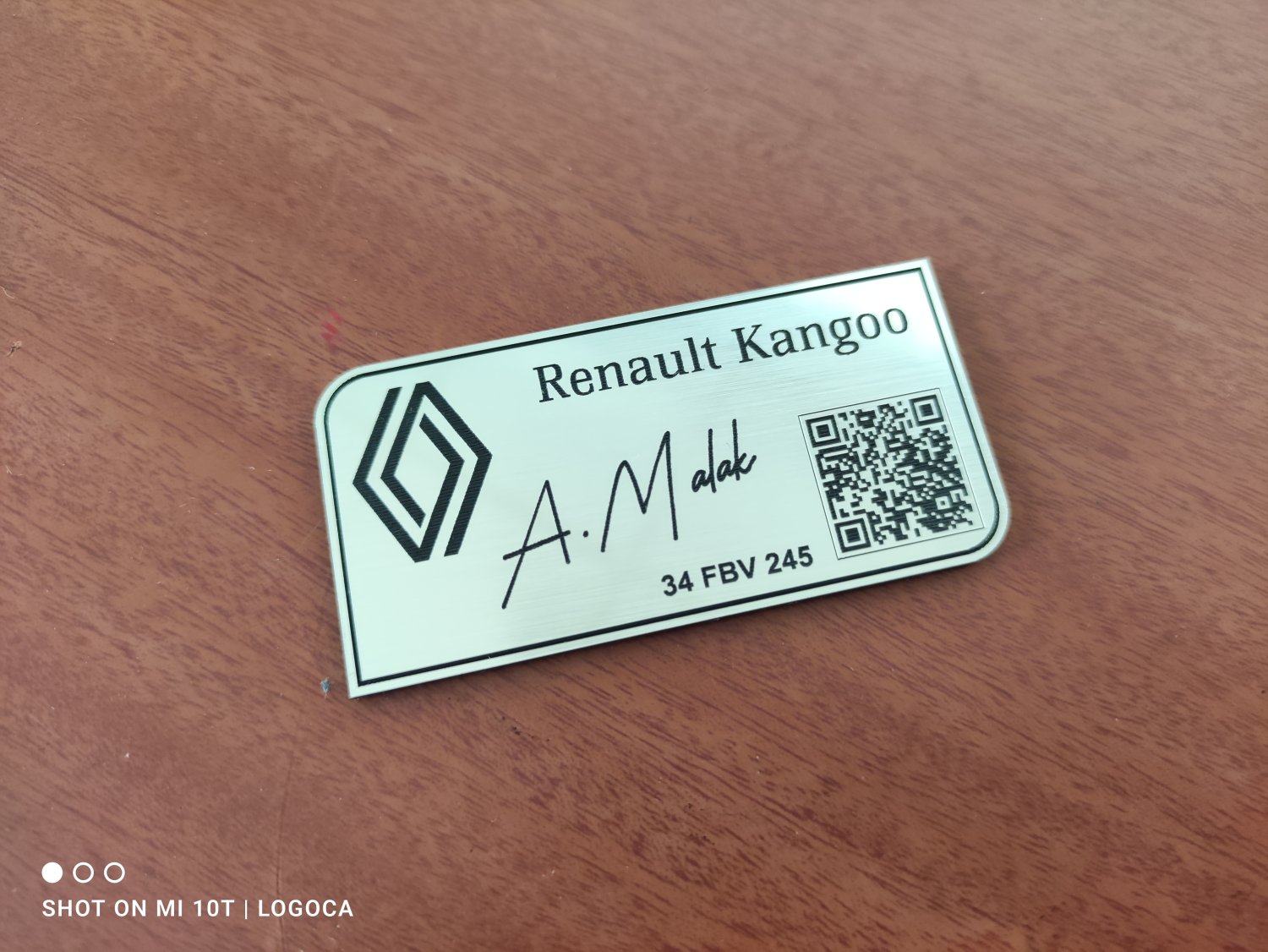 Kişiselleştirilmiş QR Kodlu Plastik Etiketler | Özelleştirilebilir logo ve yazılar - Resim 5