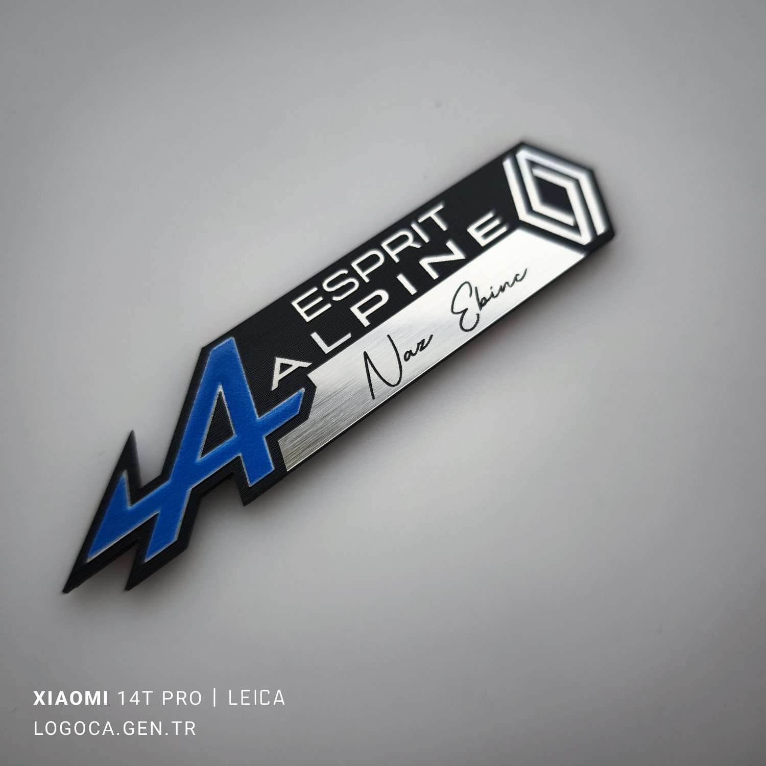 Renault Alpine Esprit kişileştirilebilir etiket Yeni logolu