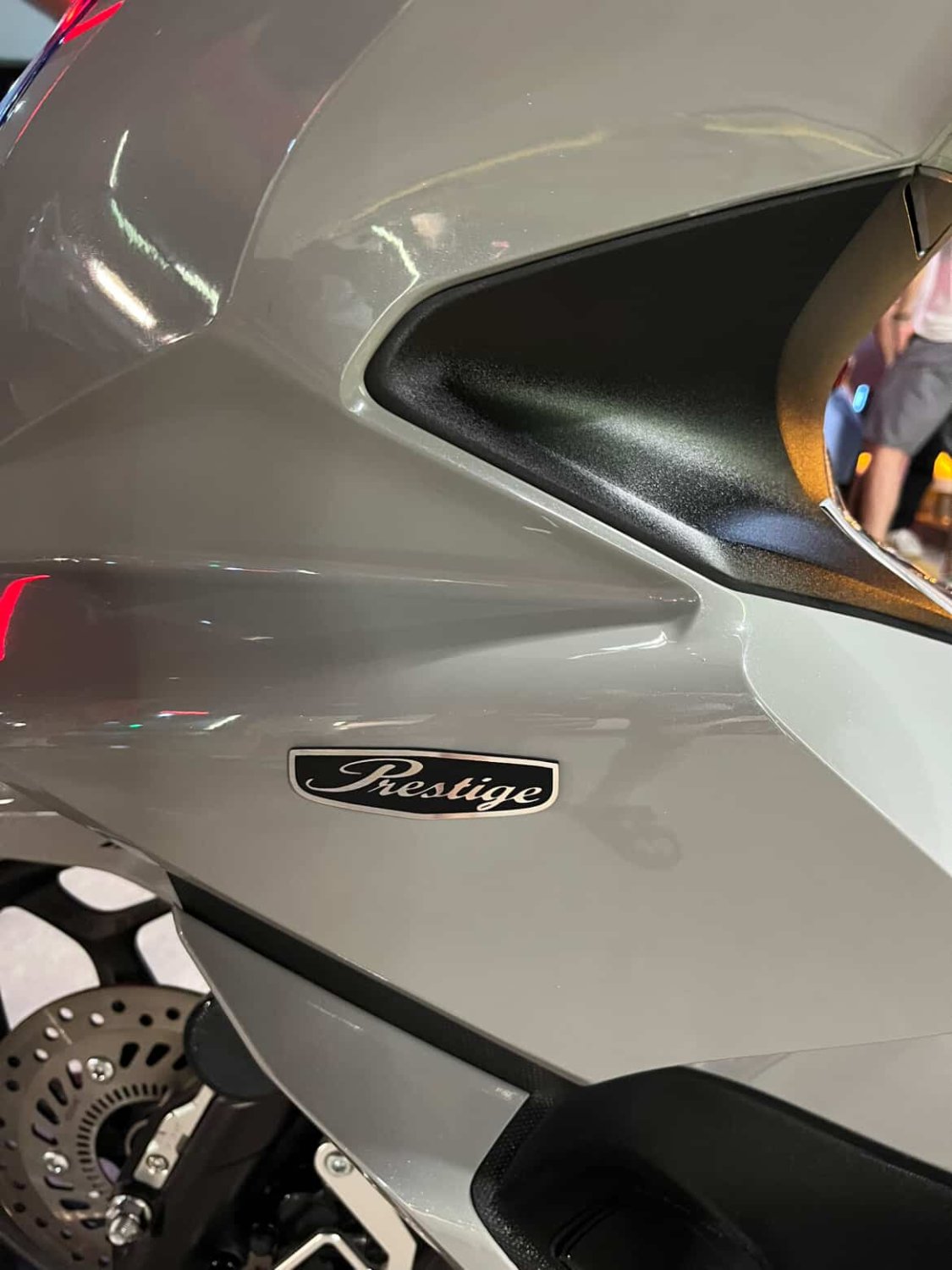 Honda PCX Prestige Etiket (2'li Takım) - Kaliteli ve Şık Motosiklet Aksesuarı