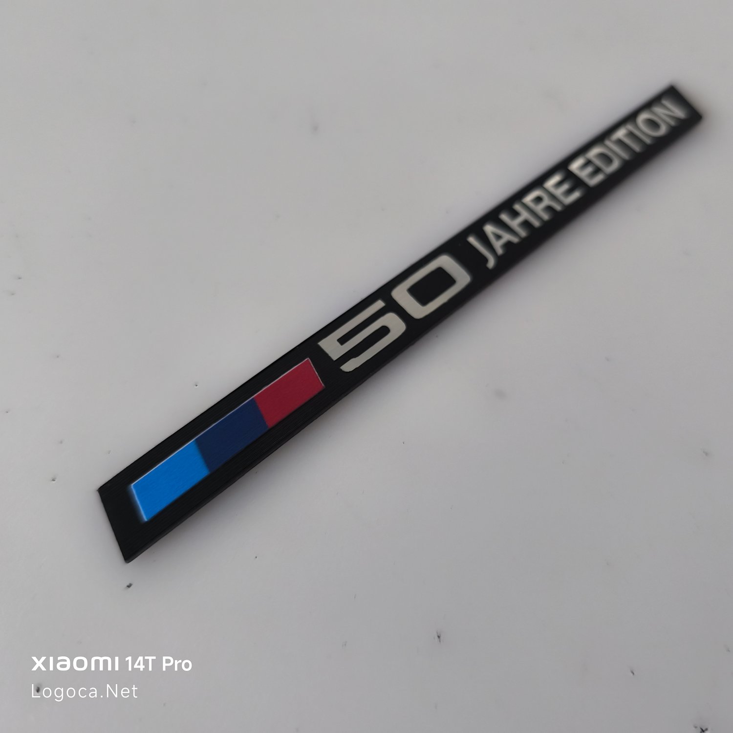 BMW  50 jahre edition plastik etiket - Resim 5