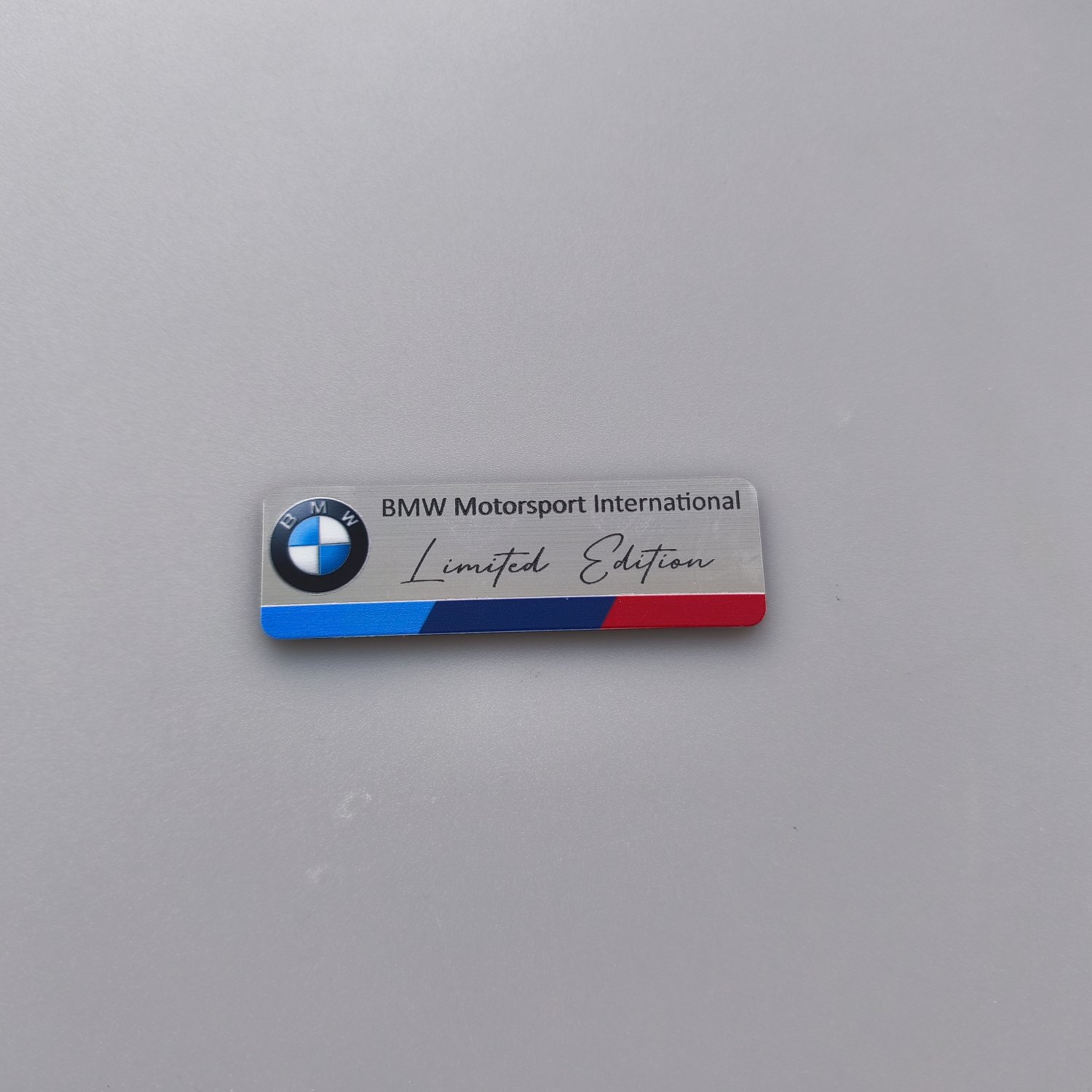 Özelleştirilebilir BMW M Renkli 8x25cm Araba Etiketi - Kişiselize Edilebilir Araç Süsleme Aksesuarı - Resim 4