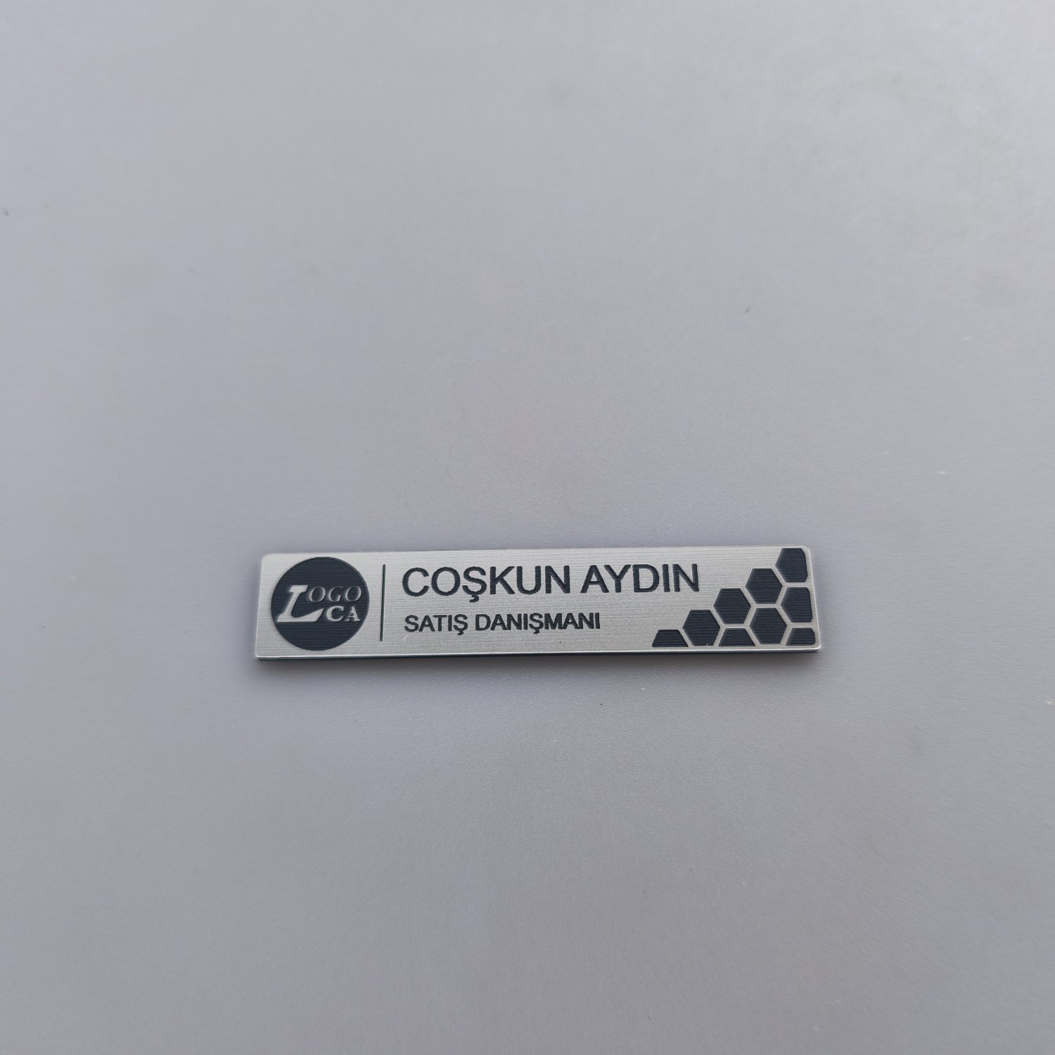 Özelleştirilebilir Şık Mıknatıslı Yaka Kartı 8x1,6cm - Pratik ve Zarif Çözüm - Resim 5